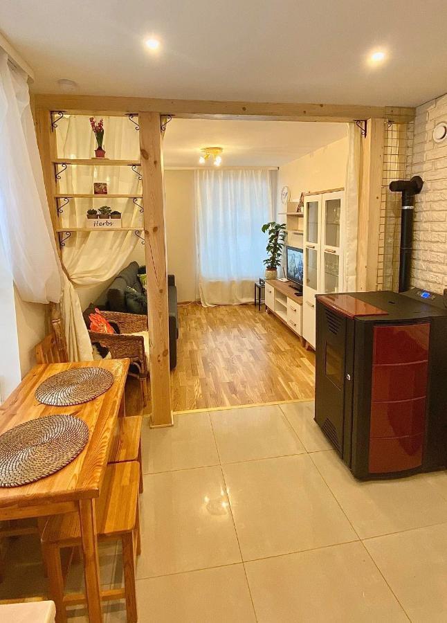 Valnu Ielas Apartments Цесис Экстерьер фото