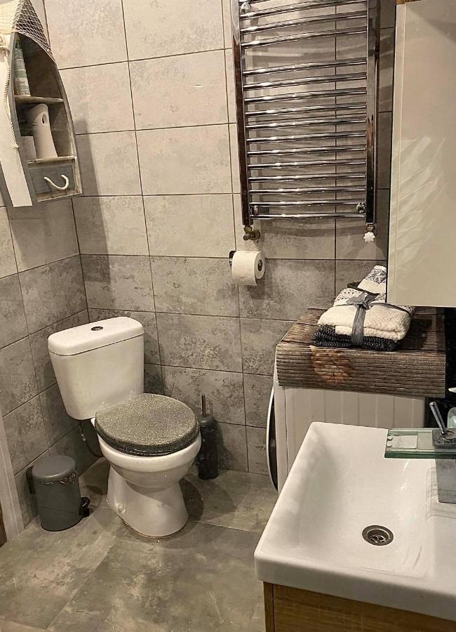 Valnu Ielas Apartments Цесис Экстерьер фото